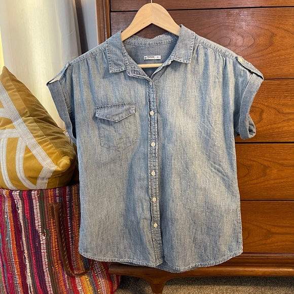 Gap 1969 Denim Shirt - Picture 2 of 9